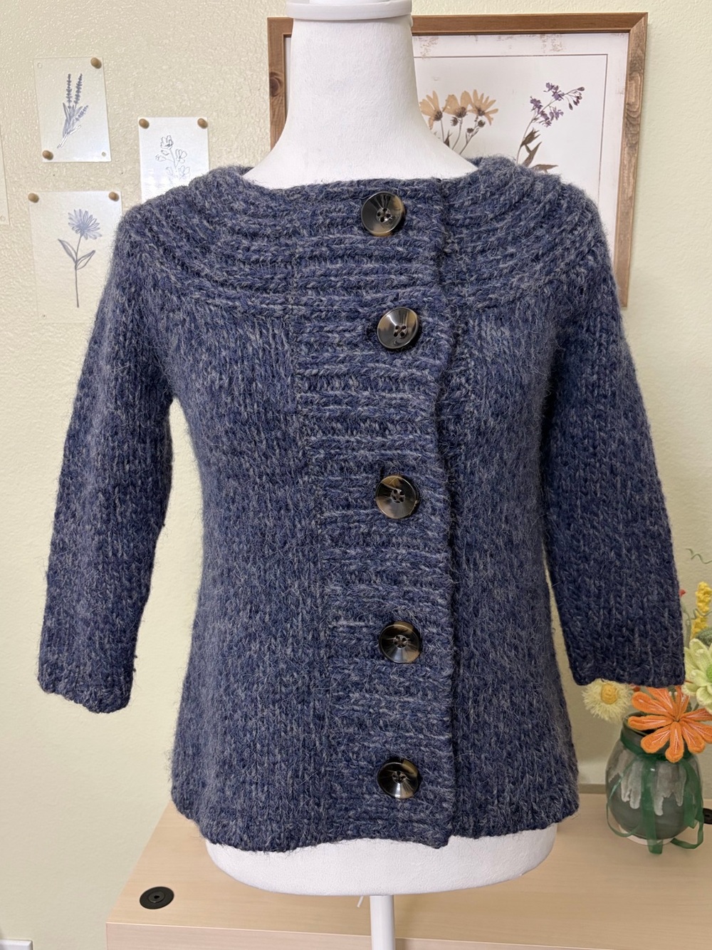 Ann Taylor LOFT XS Y2K Wool Alpaca Chunky Knit Big Button Cardigan 3/4 Sleeve